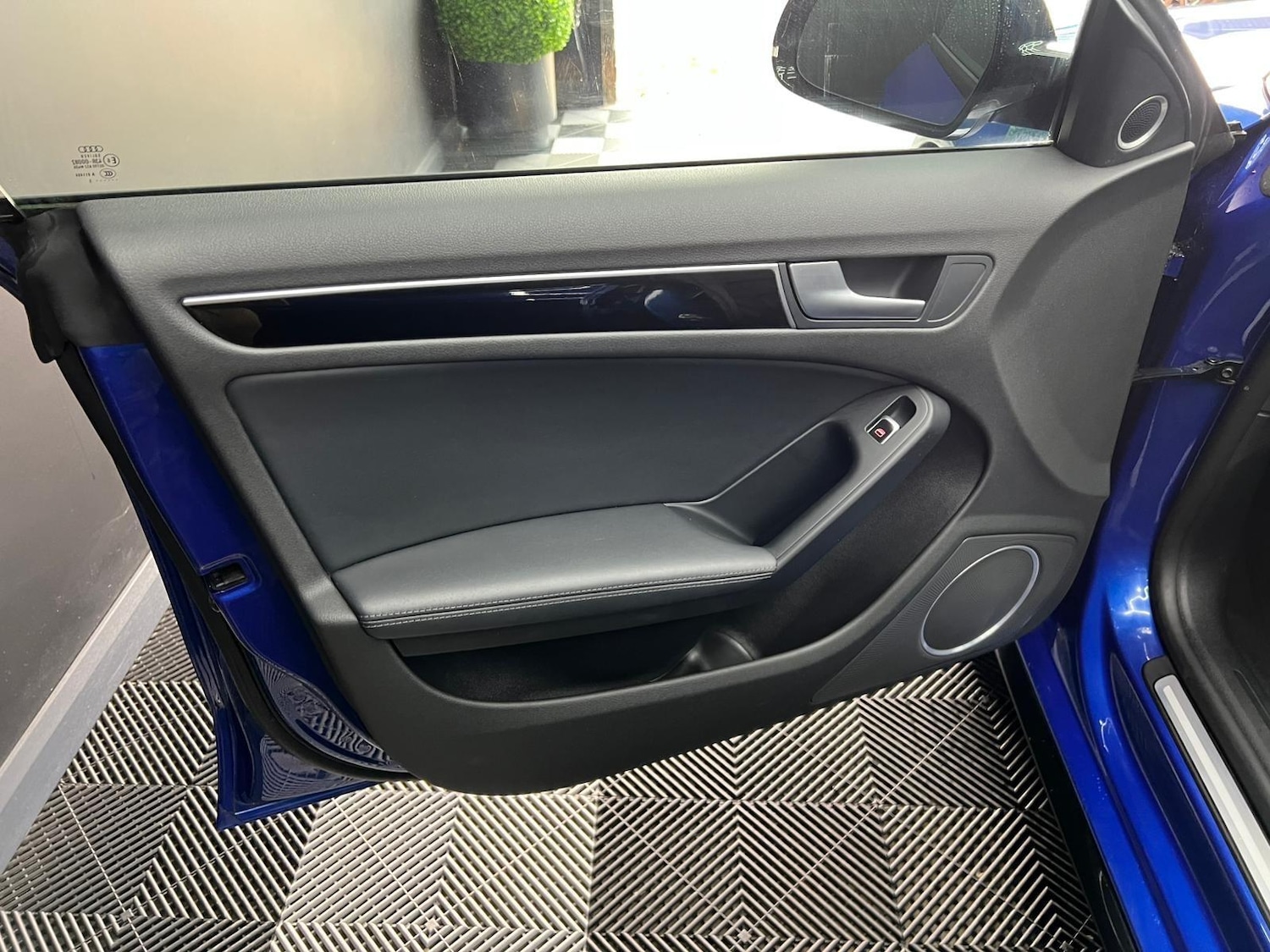 Used Audi A5 2015 for sale - 76688609: Photo 25