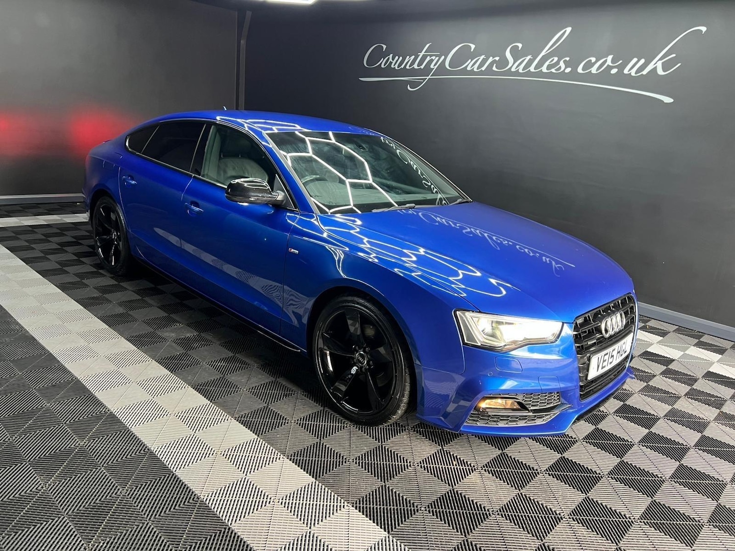 Used Audi A5 2015 for sale - 76688609: Photo 4