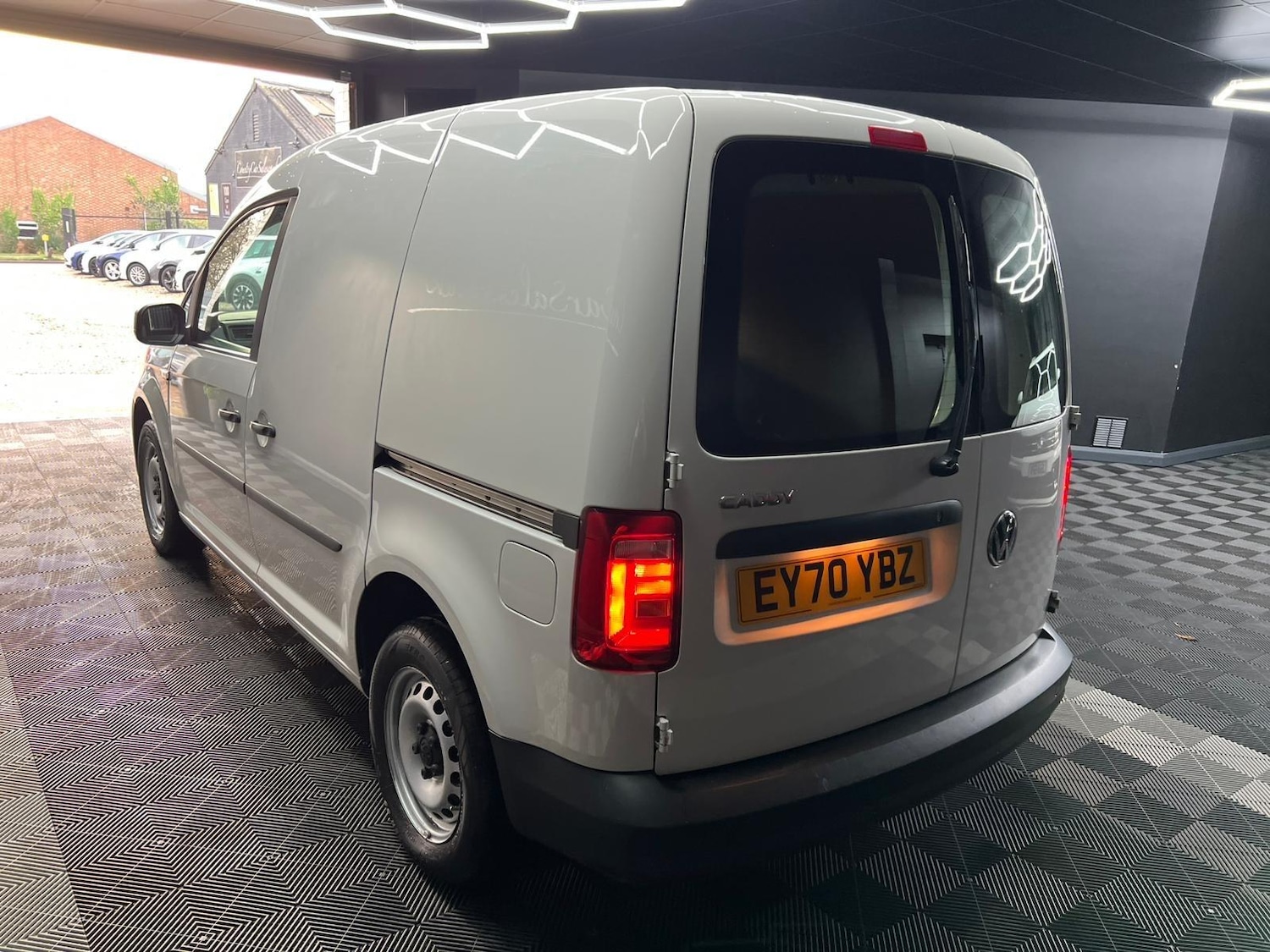 Used Volkswagen Caddy 2020 for sale - 77029737: Photo 7