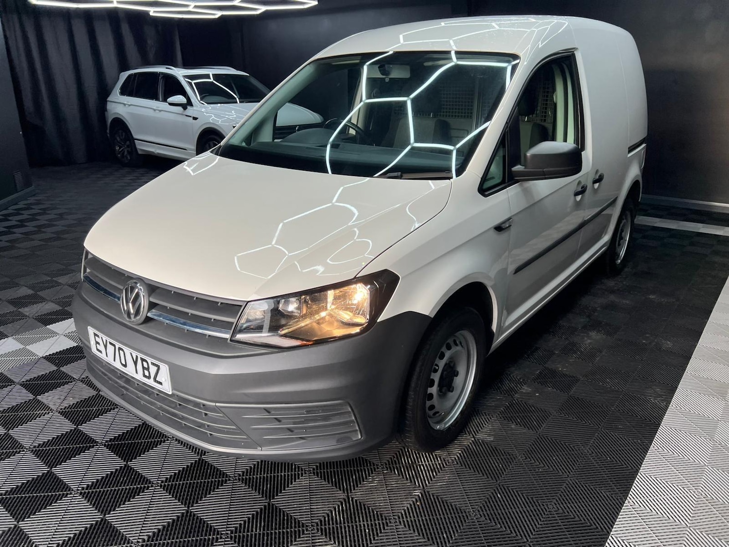 Used Volkswagen Caddy 2020 for sale - 77029737: Photo 9