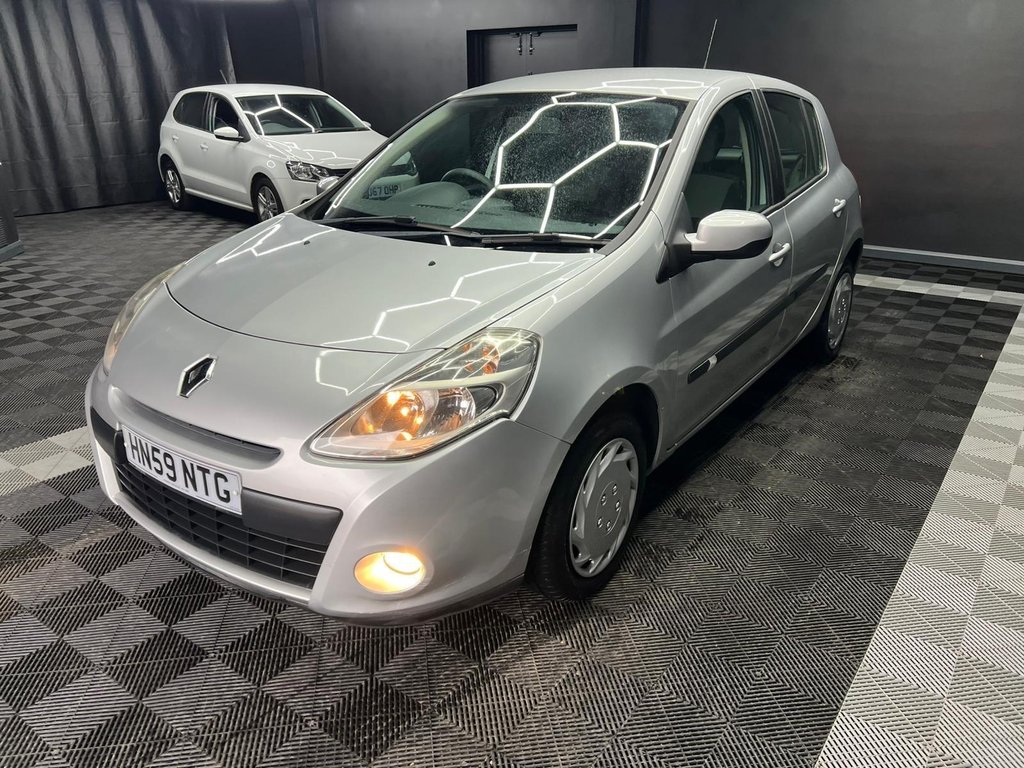 Used Renault Clio 2009 for sale - 77729904: Photo 5