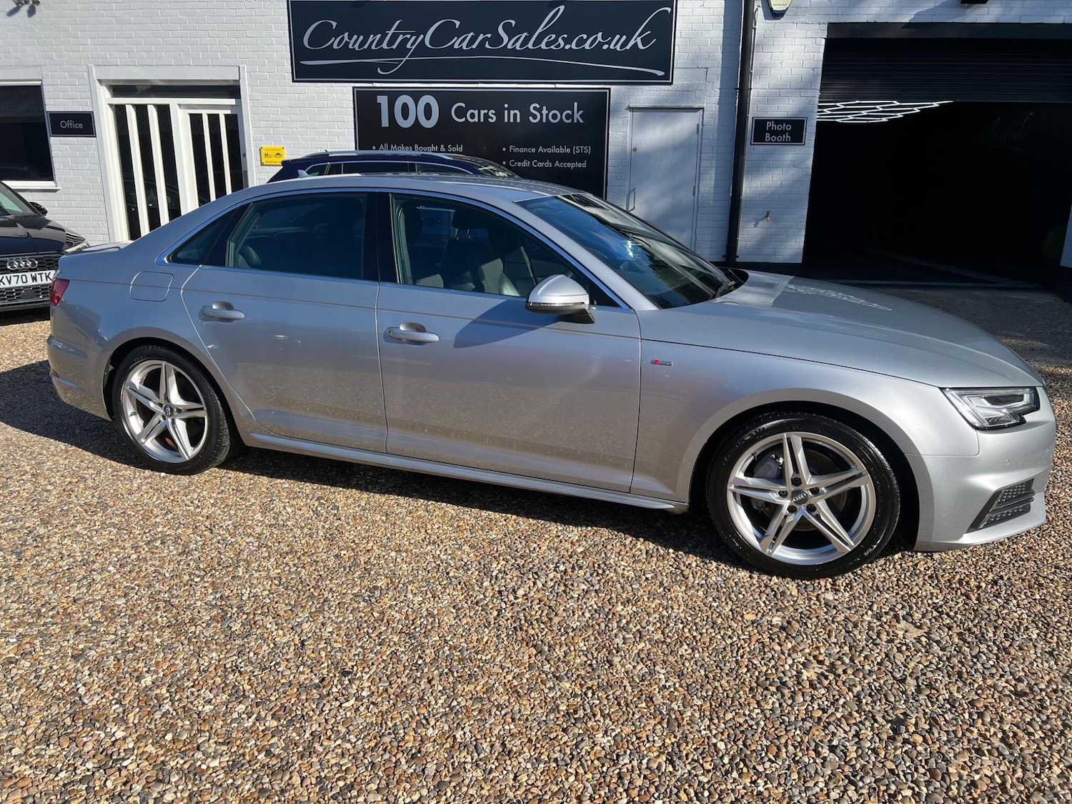 Used Audi A4 2016 for sale - 76647539: Photo 11