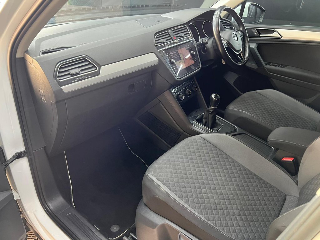 Used Volkswagen Tiguan 2018 for sale - 77729926: Photo 28
