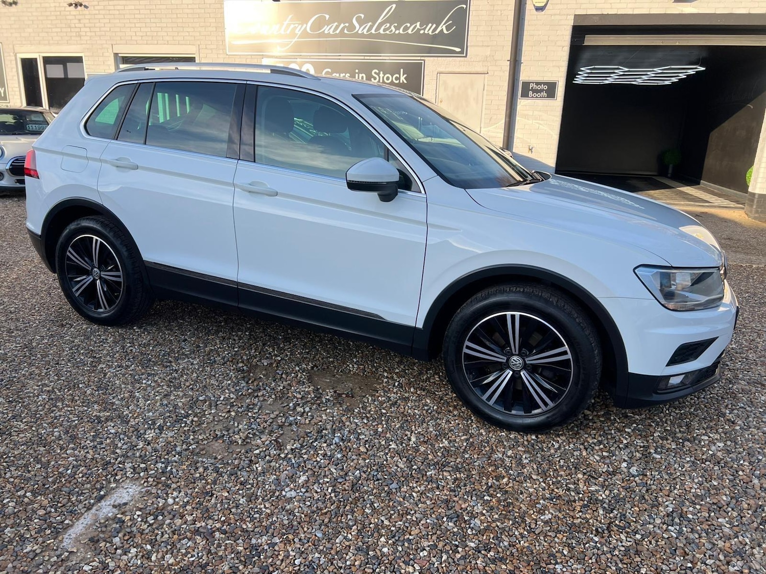 Used Volkswagen Tiguan 2018 for sale - 77144465: Photo 11