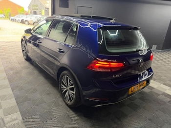 Used Volkswagen Golf 2018 for sale - 79155039: Photo