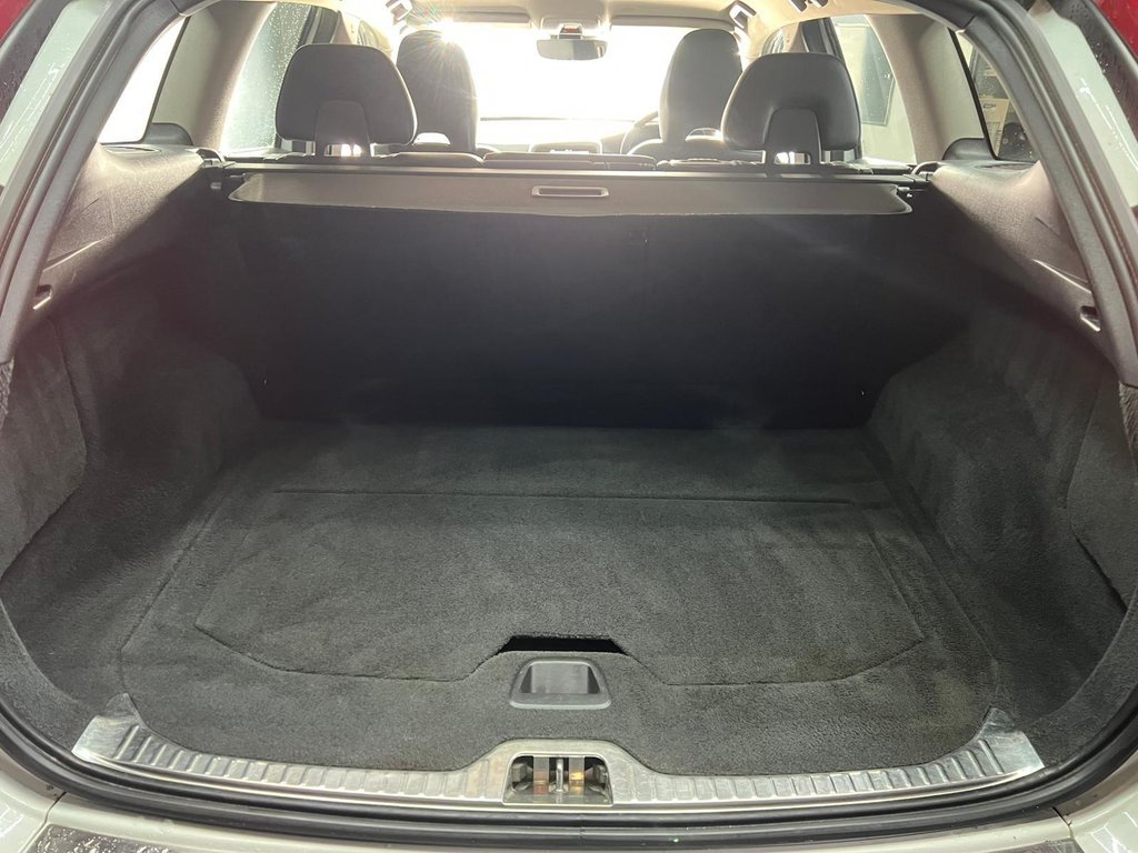 Used Volvo XC60 2015 for sale - 77729870: Photo 36