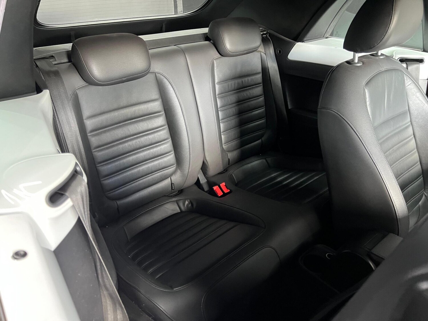 Used Volkswagen Beetle 2015 for sale - 76647532: Photo 31