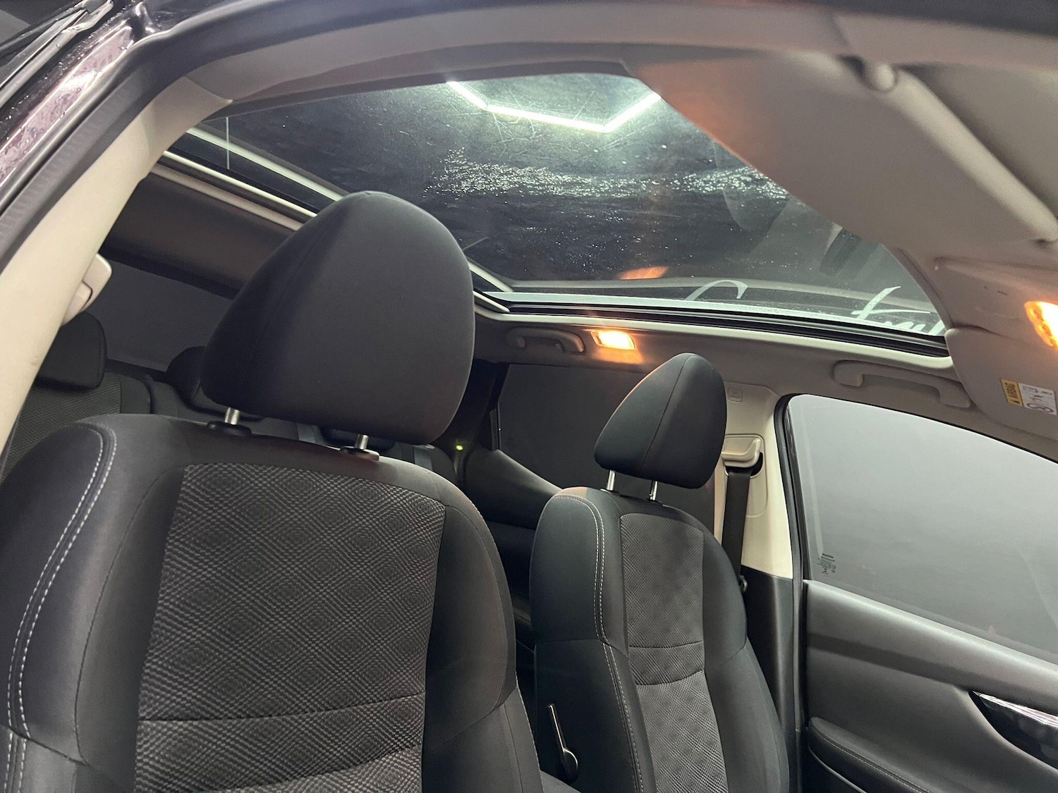 Used Nissan Qashqai 2017 for sale - 76992215: Photo 20