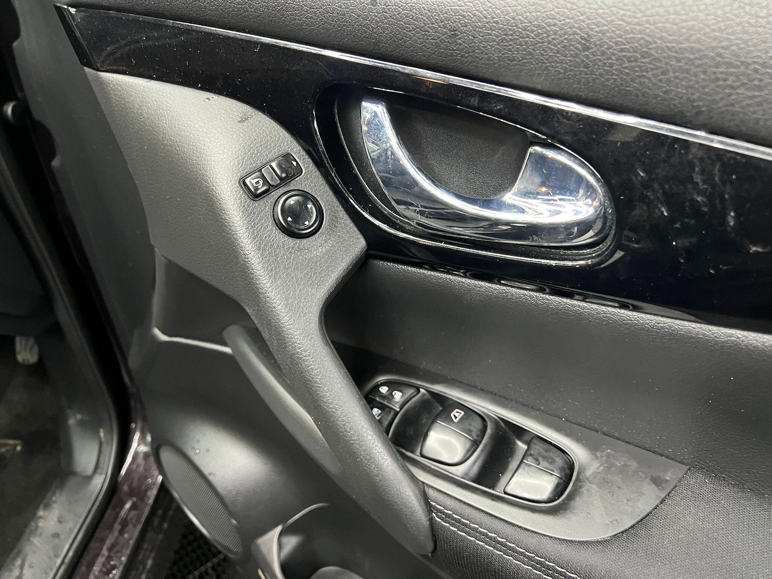 Used Nissan Qashqai 2017 for sale - 76992215: Photo 25