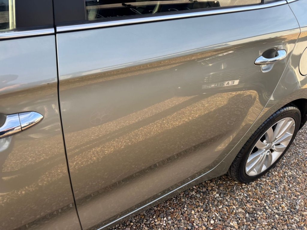 Used Kia Carens 2014 for sale - 77729888: Photo 20