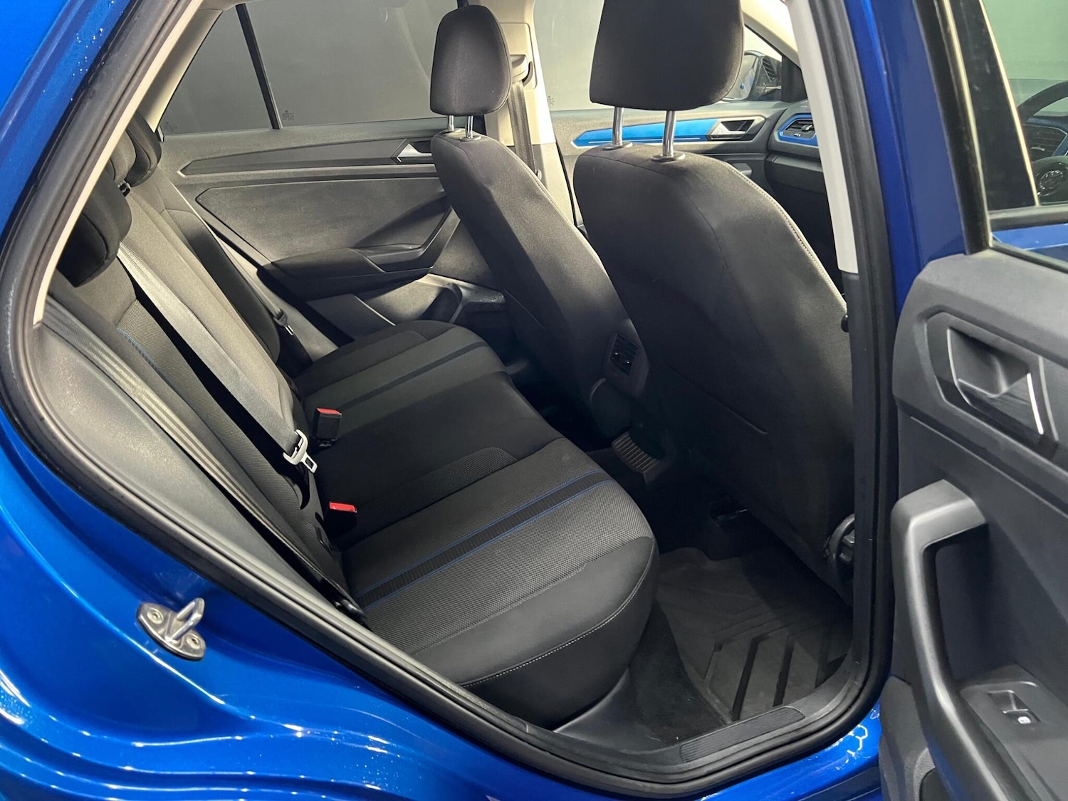 Used Volkswagen T-Roc 2019 for sale - 76765473: Photo 28