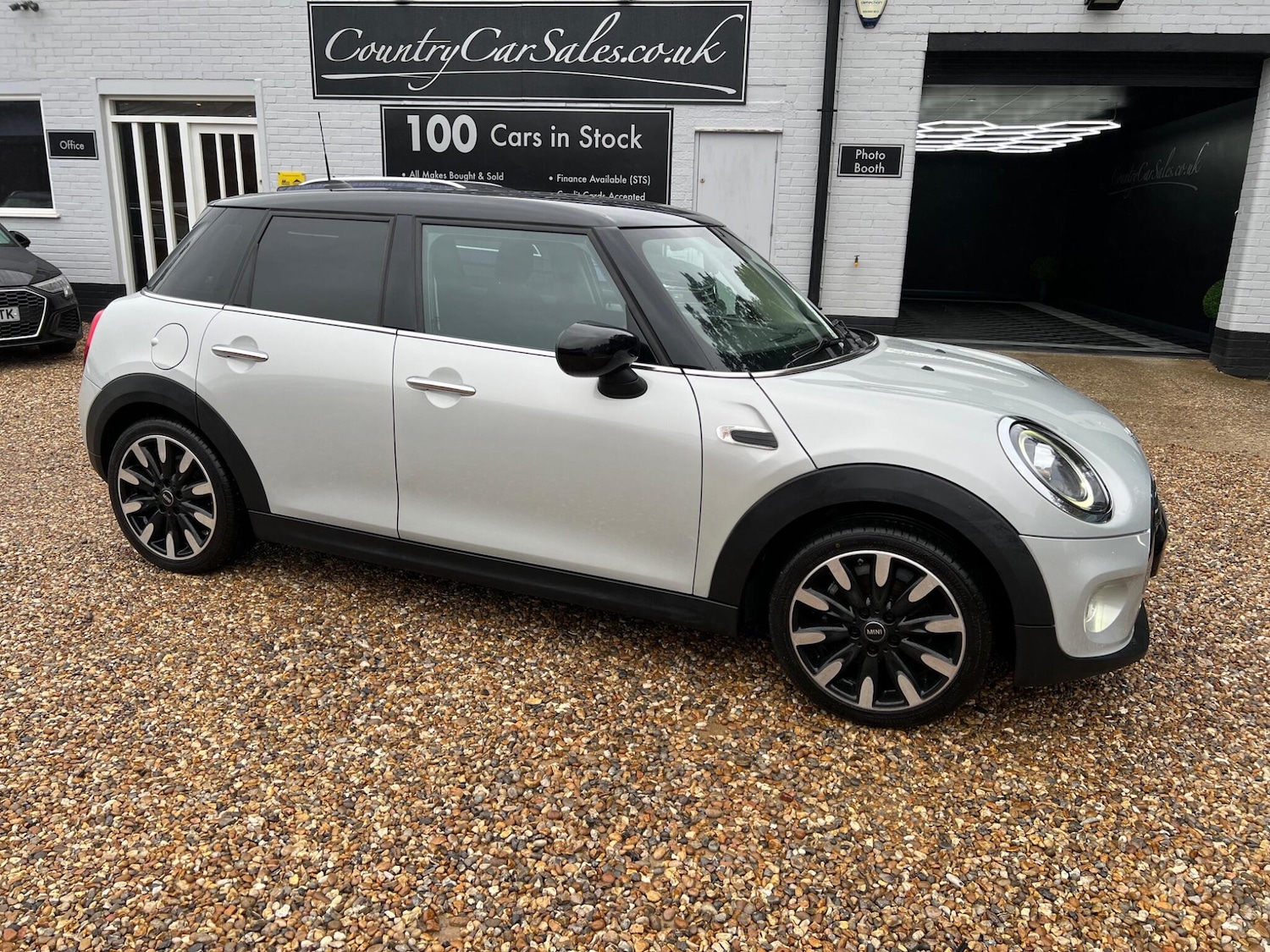 Used MINI Hatch 2020 for sale - 76647512: Photo 11