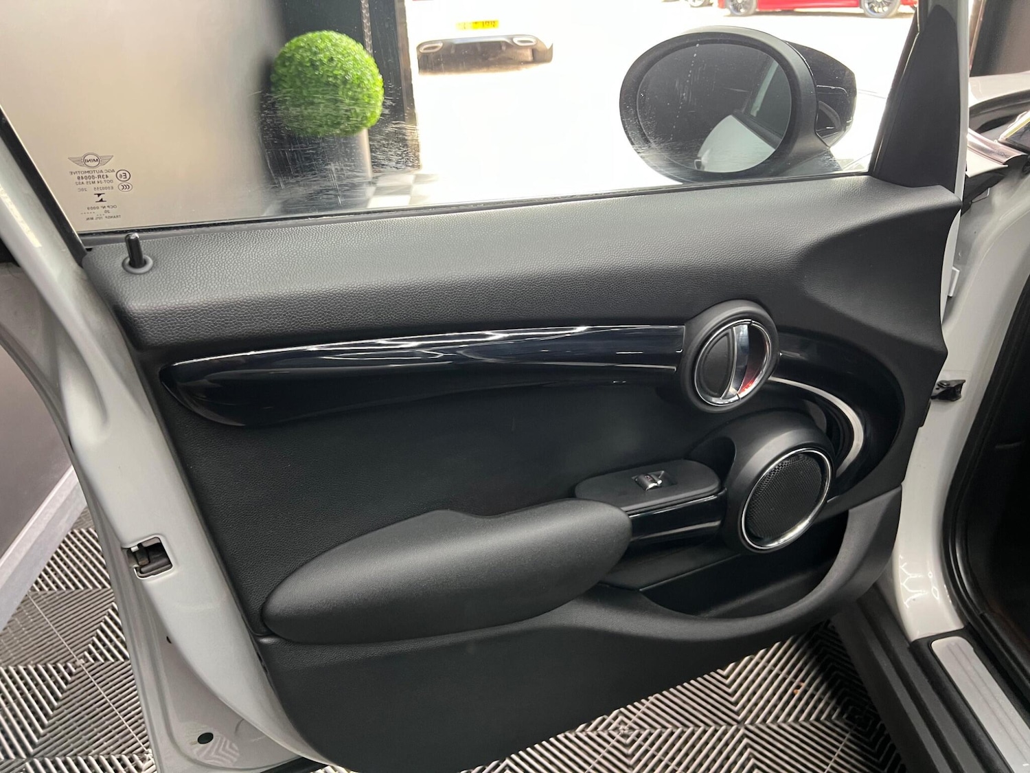 Used MINI Hatch 2020 for sale - 76647512: Photo 43
