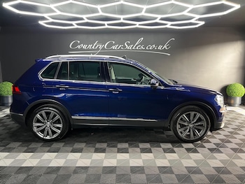 Used Volkswagen Tiguan 2017 for sale - 76647507: Photo