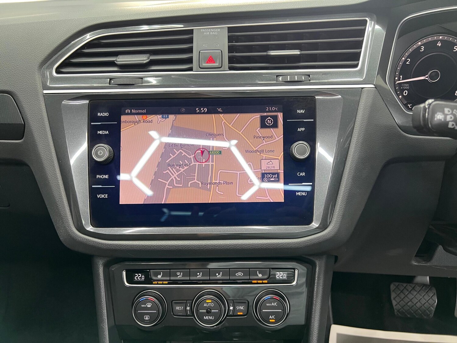 Used Volkswagen Tiguan 2017 for sale - 76647507: Photo 33