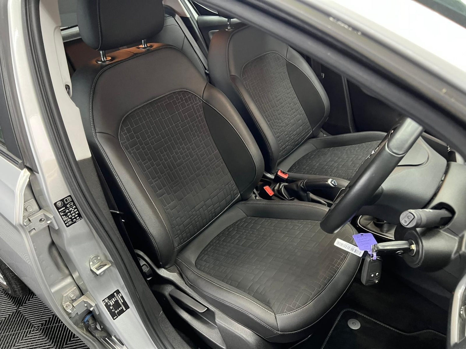 Used Vauxhall Corsa 2017 for sale - 76647568: Photo 36