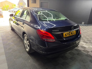 Used Mercedes-Benz C Class 2016 for sale - 79498772: Photo