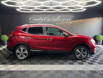 Used Nissan Qashqai 2018 for sale - 77729927: Photo