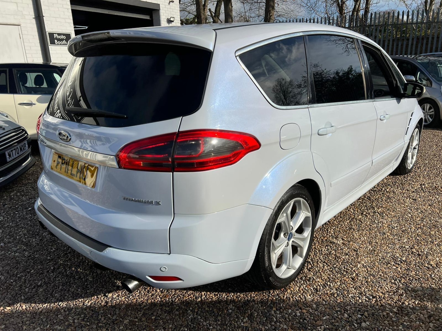 Used Ford S-Max 2011 for sale - 76647620: Photo 17