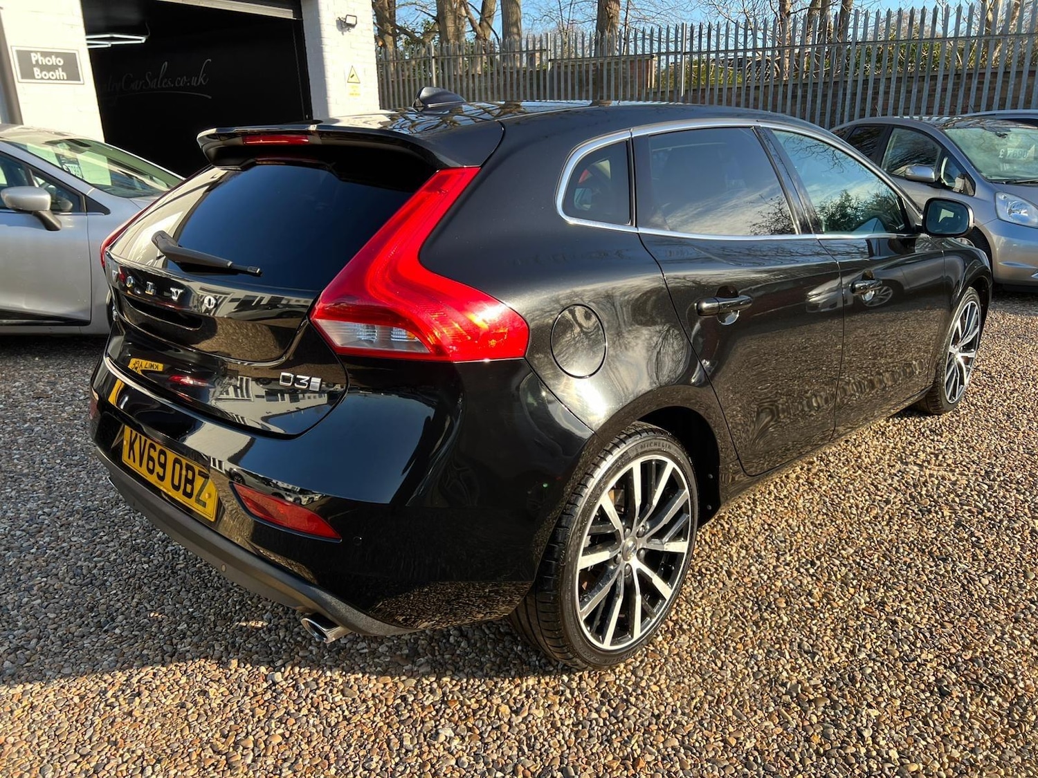 Used Volvo V40 2019 for sale - 76647439: Photo 15
