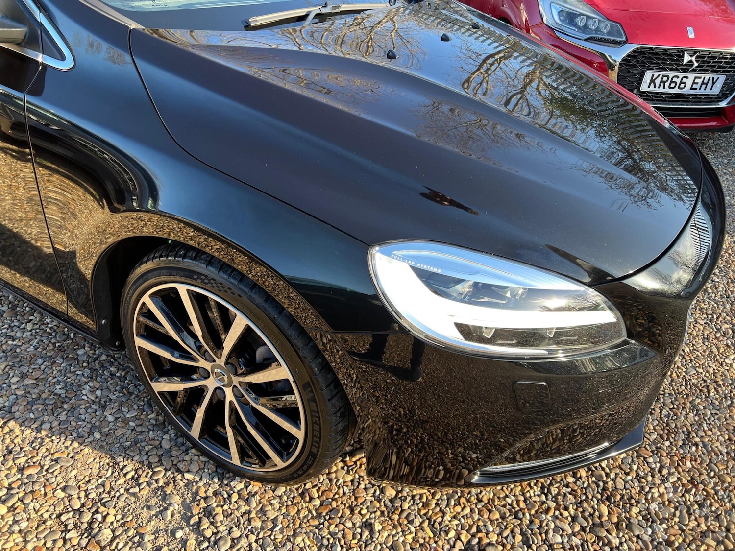 Used Volvo V40 2019 for sale - 76647439: Photo 17