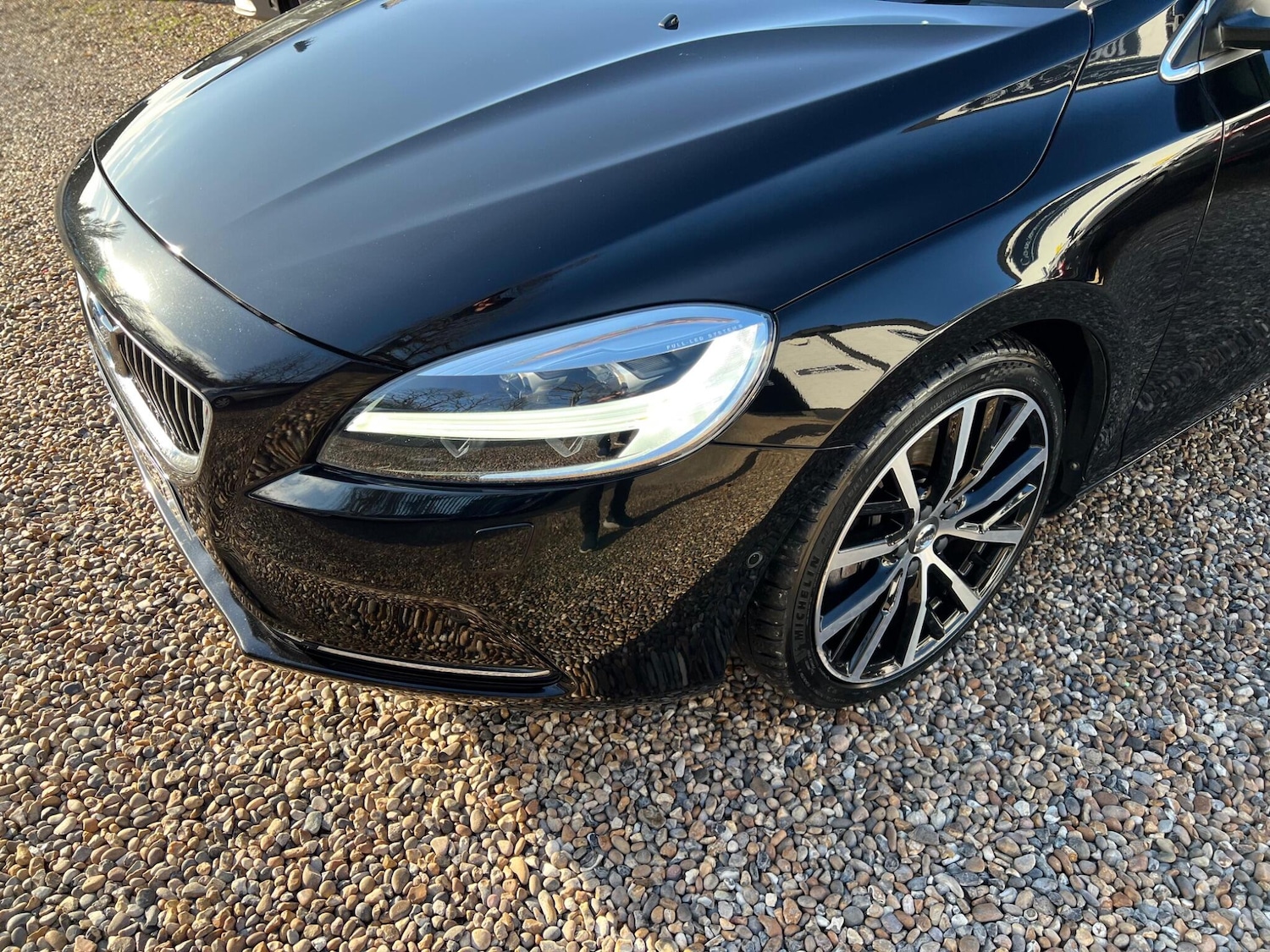 Used Volvo V40 2019 for sale - 76647439: Photo 19