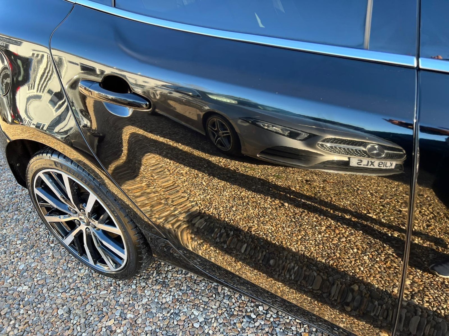 Used Volvo V40 2019 for sale - 76647439: Photo 23