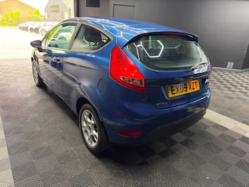 Used Ford Fiesta 2009 for sale - 78828882: Photo