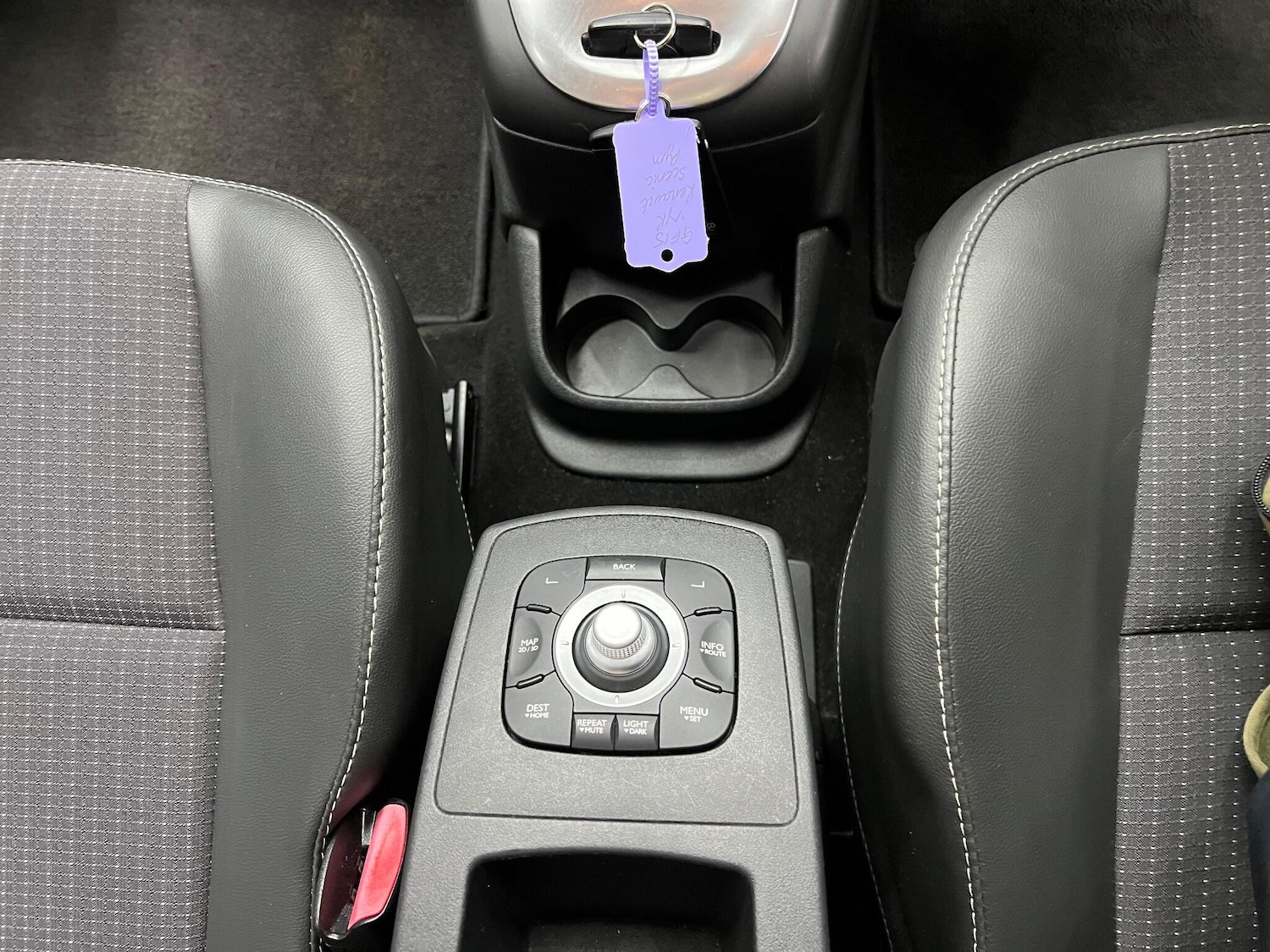 Used Renault Scenic 2015 for sale - 76671634: Photo 37