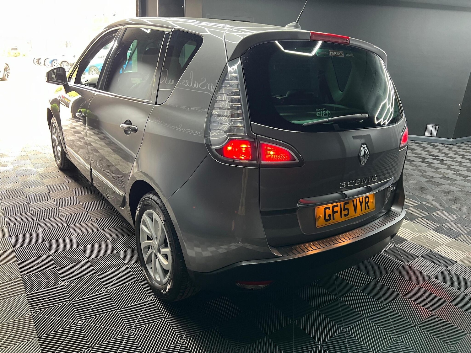 Used Renault Scenic 2015 for sale - 76671634: Photo 9