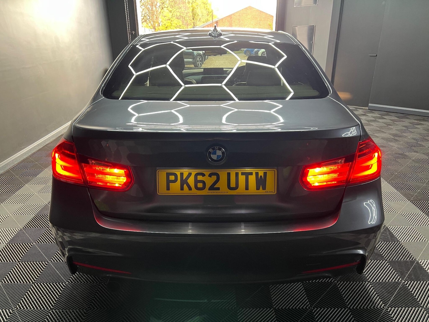 Used BMW 3 Series 2012 for sale - 76727931: Photo 11