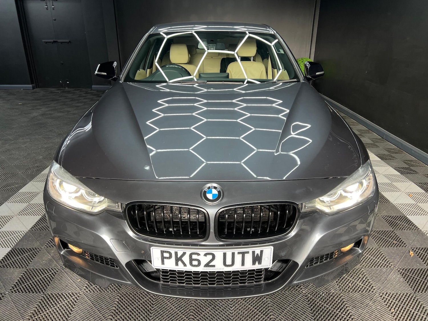 Used BMW 3 Series 2012 for sale - 76727931: Photo 12