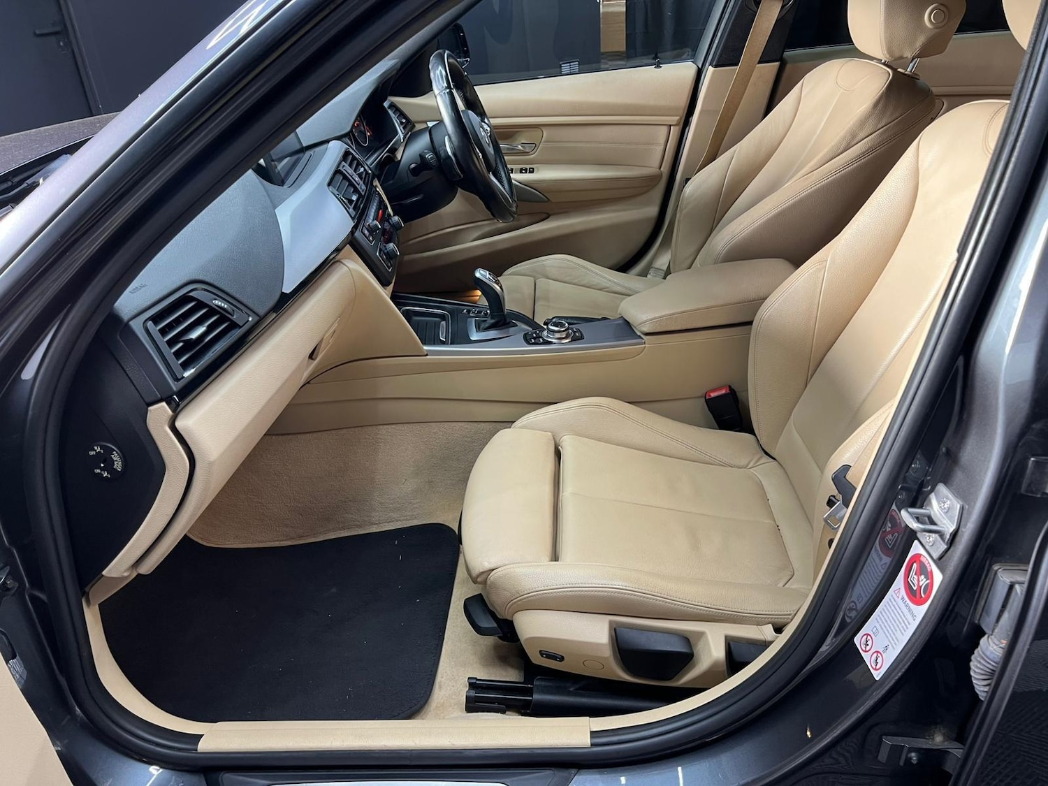 Used BMW 3 Series 2012 for sale - 76727931: Photo 20