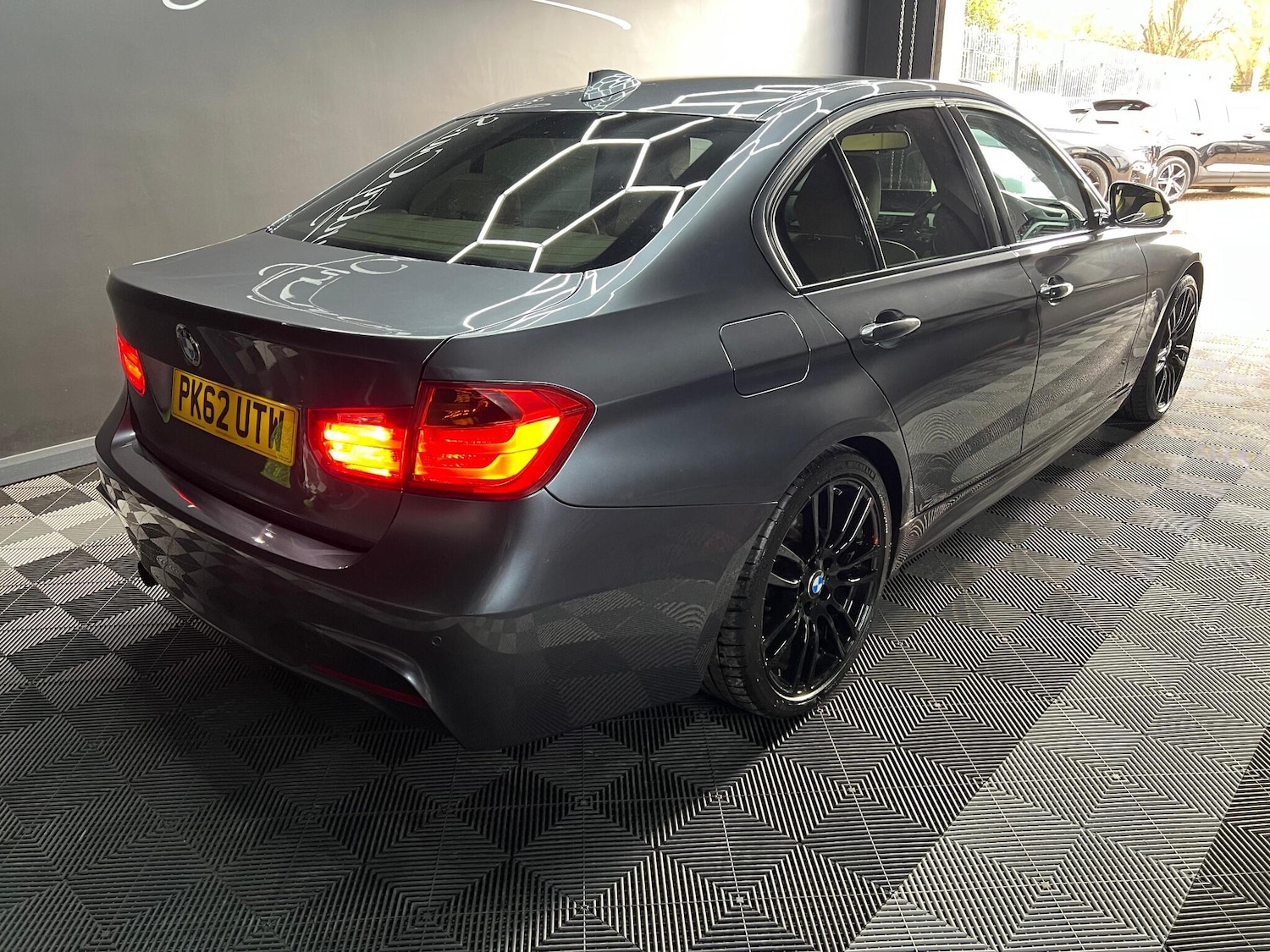 Used BMW 3 Series 2012 for sale - 76727931: Photo 5