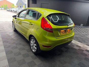 Used Ford Fiesta 2009 for sale - 79345137: Photo