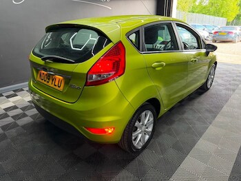 Used Ford Fiesta 2009 for sale - 79345137: Photo