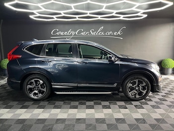 Used Honda CR-V 2019 for sale - 76647500: Photo