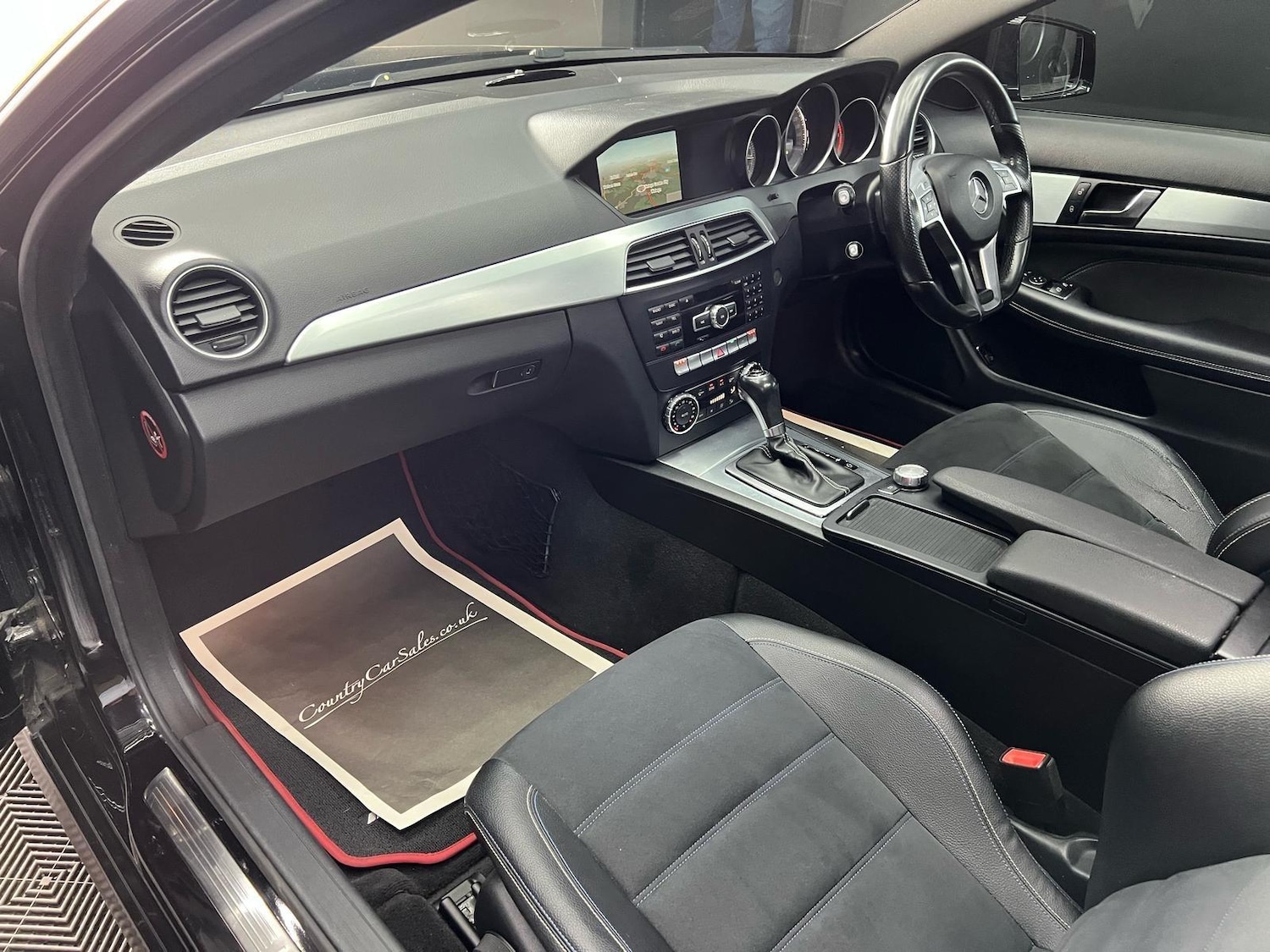 Used Mercedes-Benz C Class 2014 for sale - 76671419: Photo 24