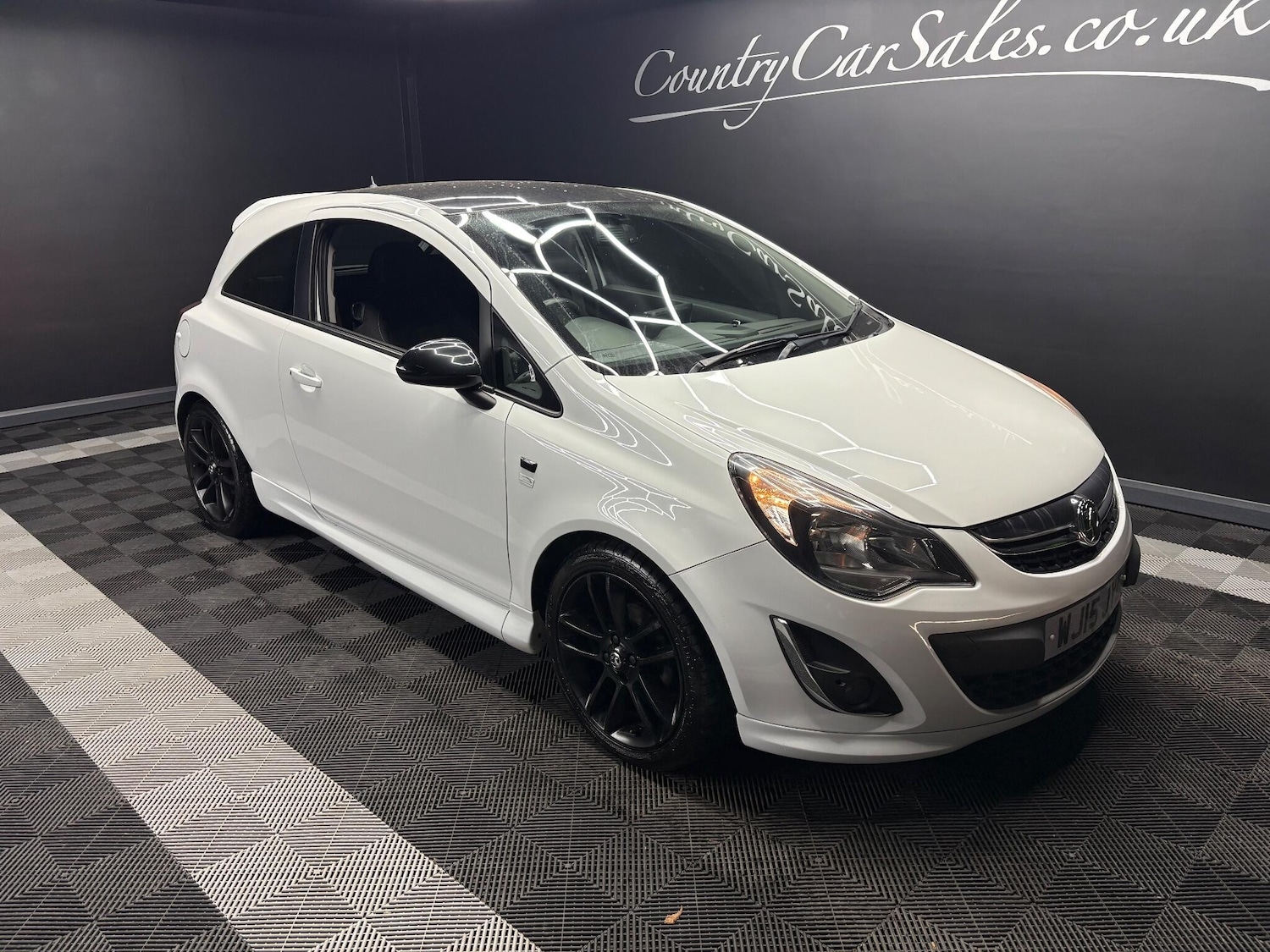Used Vauxhall Corsa 2015 for sale - 77074363: Photo 3