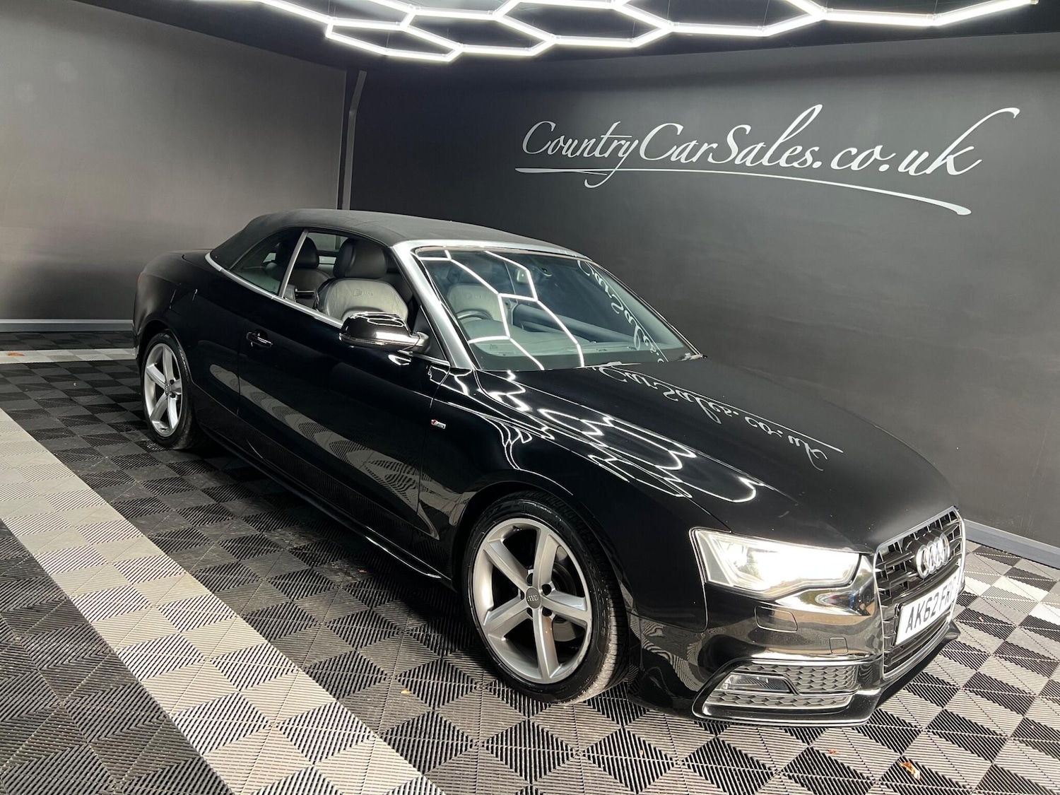 Used Audi A5 2012 for sale - 76728838: Photo 4