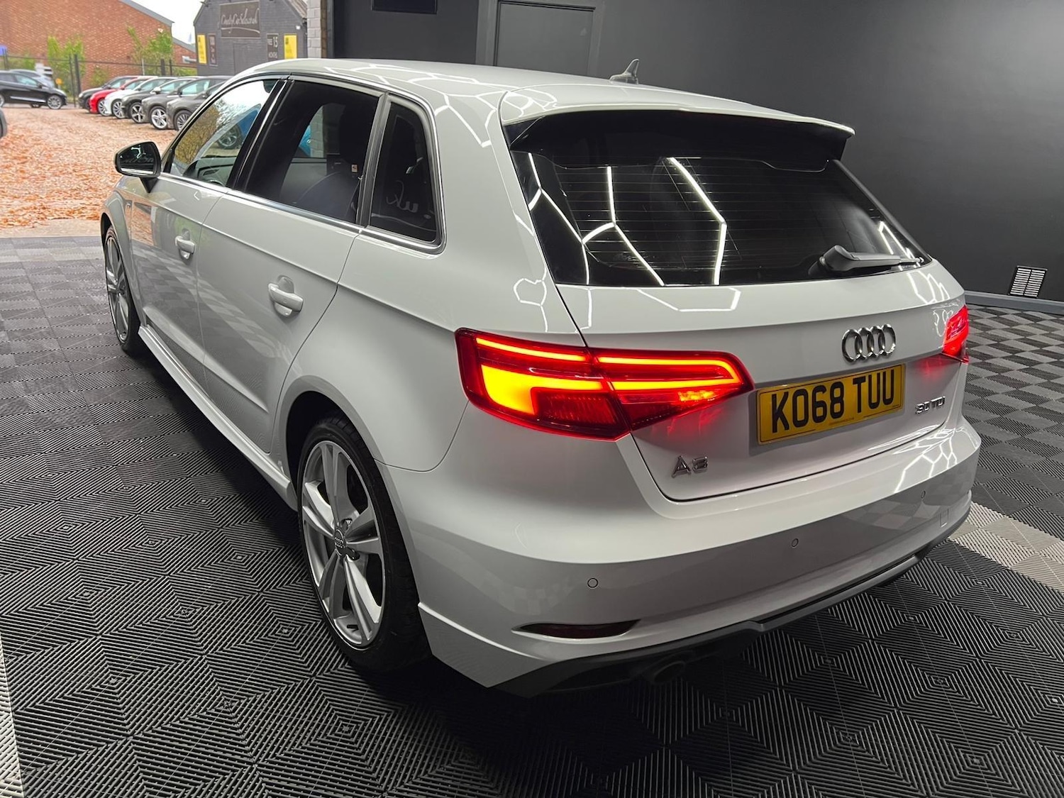 Used Audi A3 2018 for sale - 76765964: Photo 10