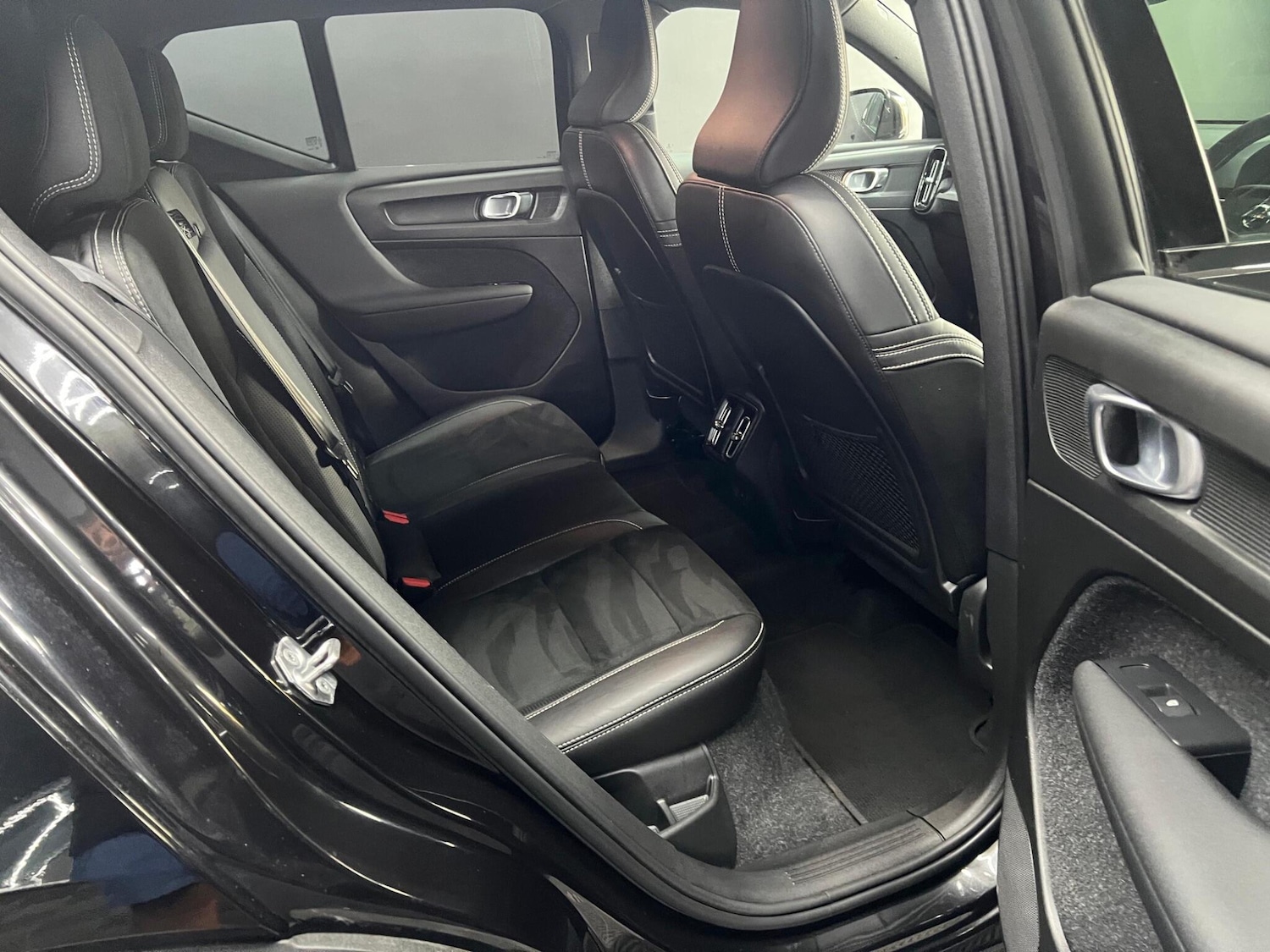 Used Volvo XC40 2019 for sale - 76647440: Photo 31