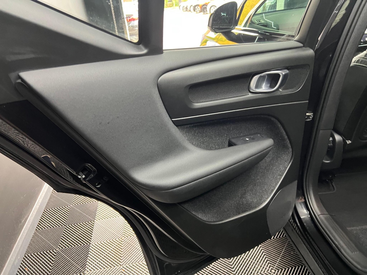 Used Volvo XC40 2019 for sale - 76647440: Photo 36