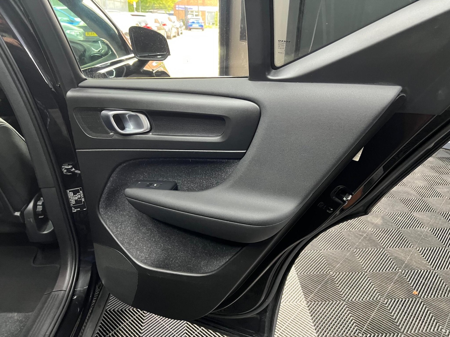 Used Volvo XC40 2019 for sale - 76647440: Photo 40