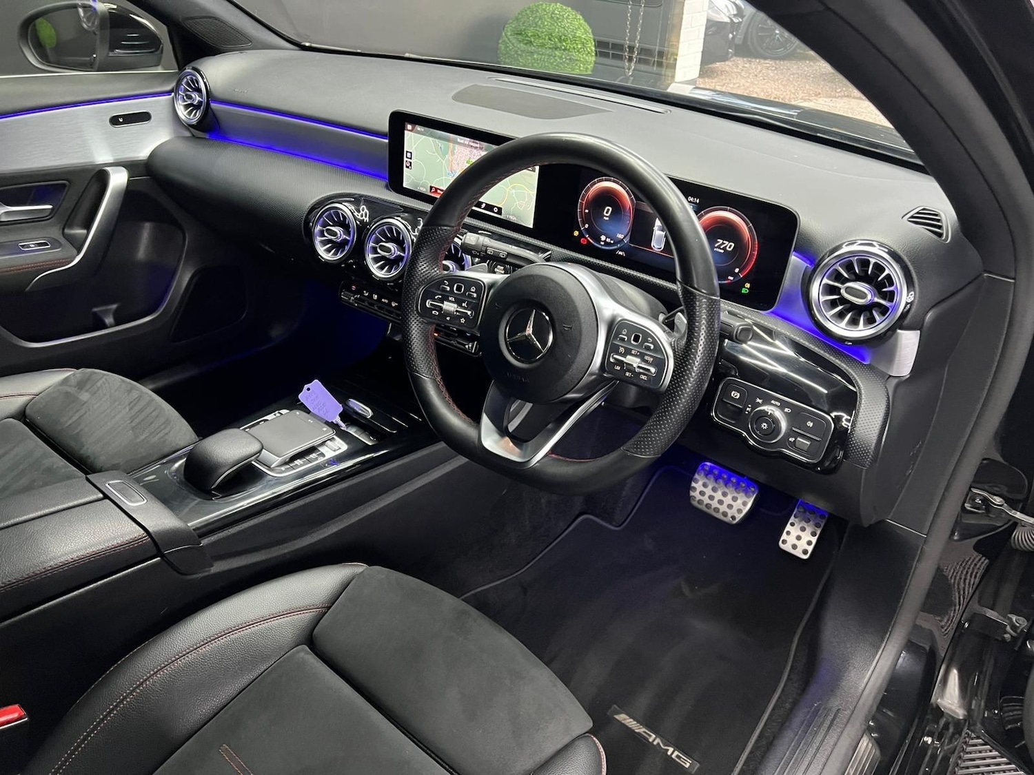 Used Mercedes-Benz A-Class 2019 for sale - 76992520: Photo 14