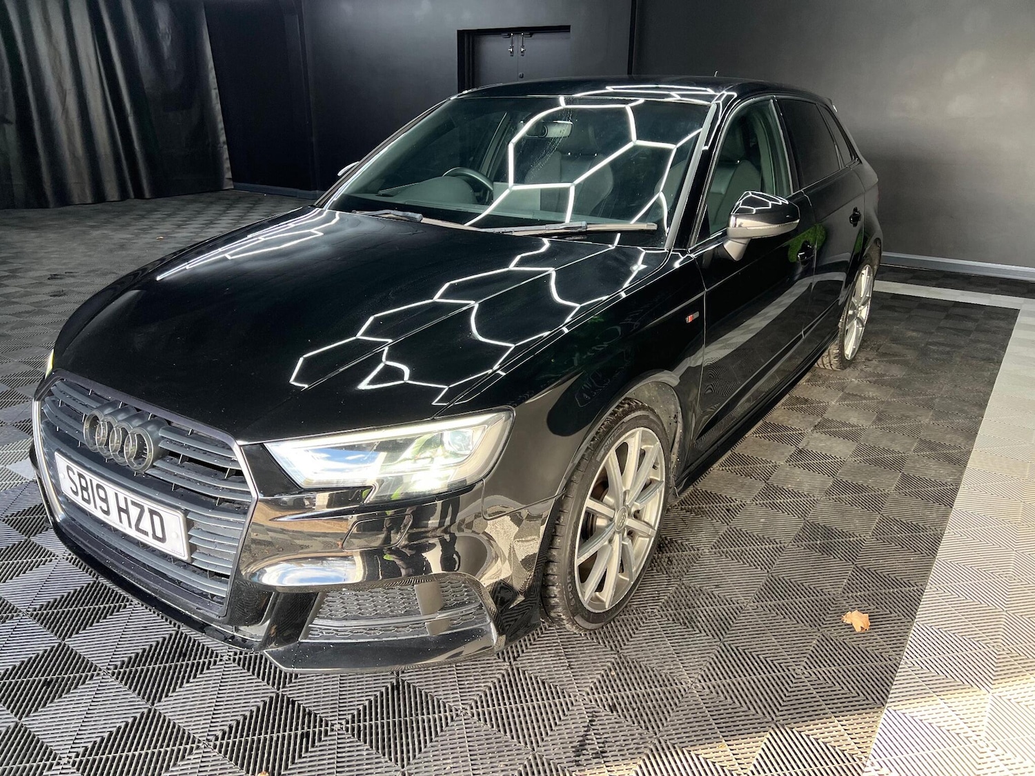 Used Audi A3 2019 for sale - 76996621: Photo 9