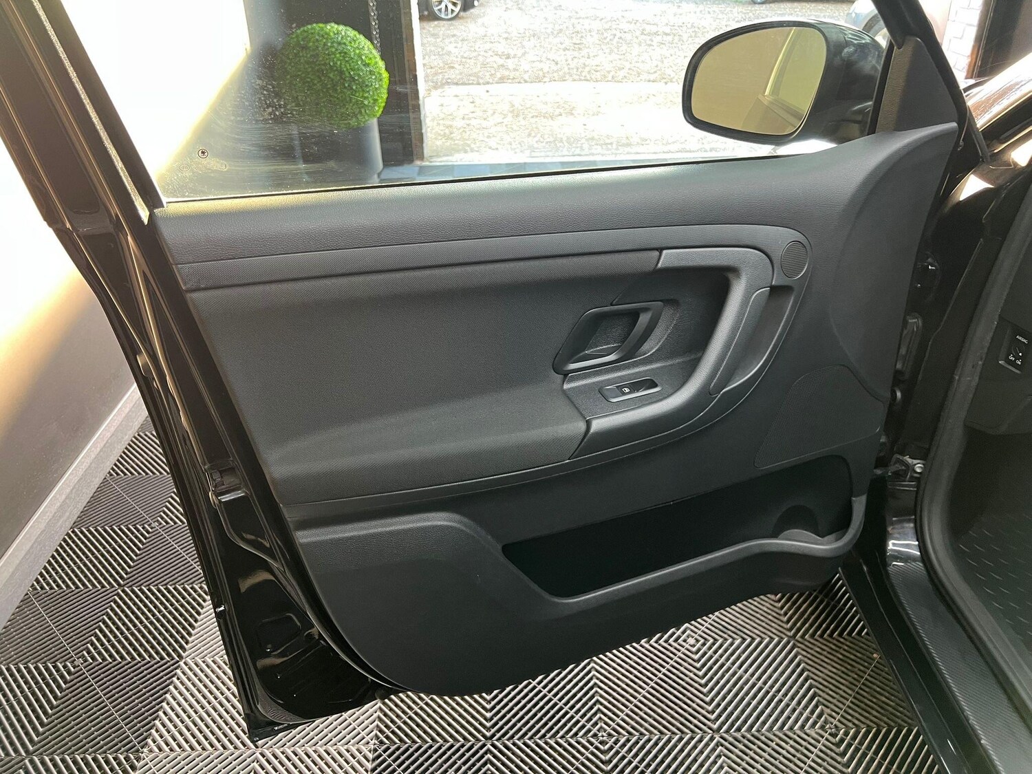 Used Skoda Fabia 2014 for sale - 76823812: Photo 33