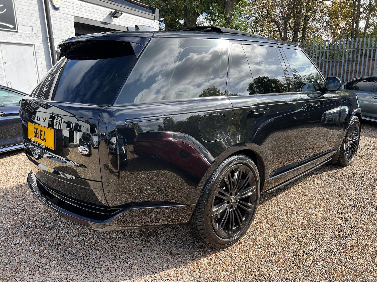 Used Land Rover Range Rover 2022 for sale - 77162792: Photo 2