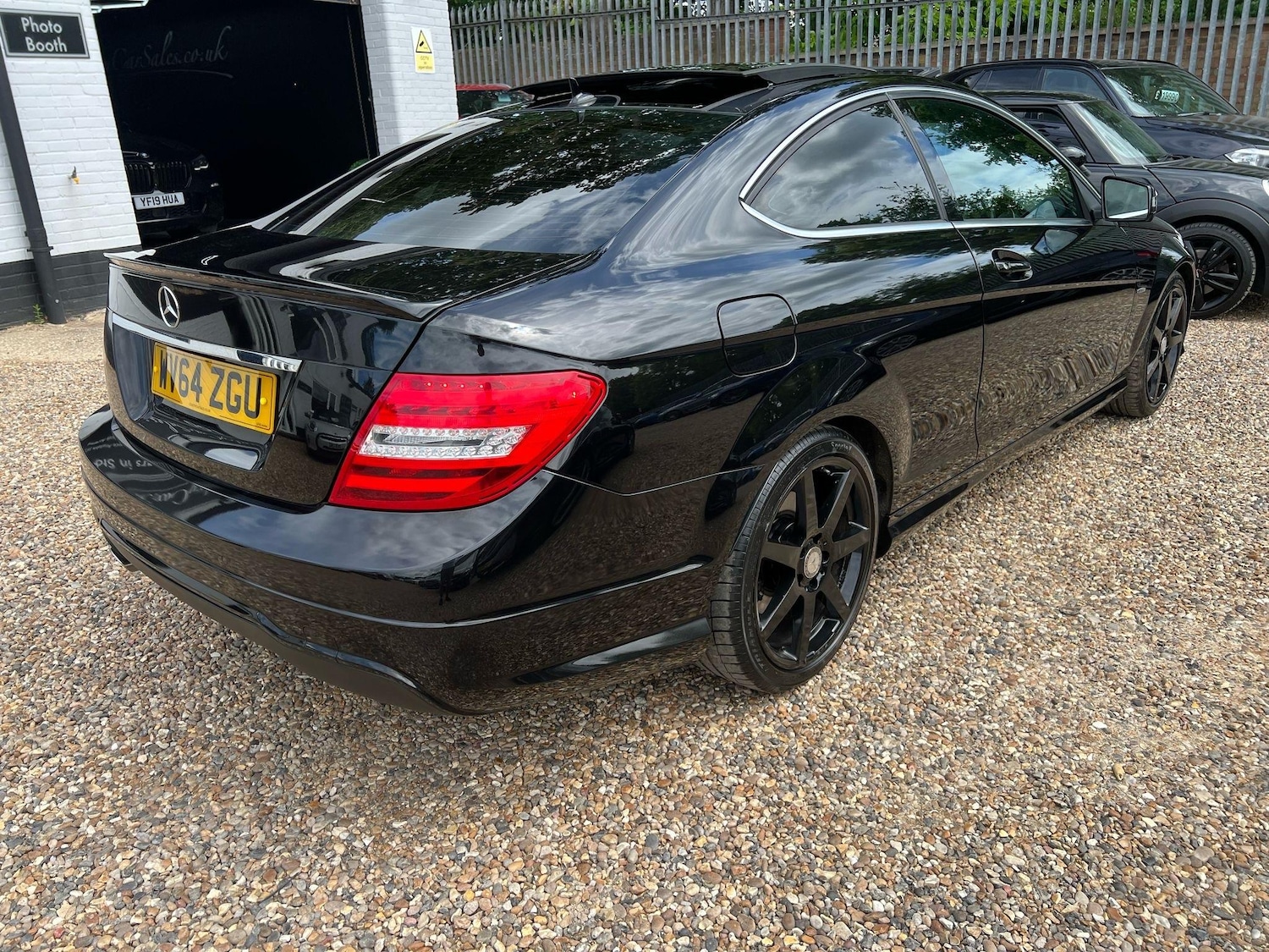 Used Mercedes-Benz C Class 2014 for sale - 76647595: Photo 32