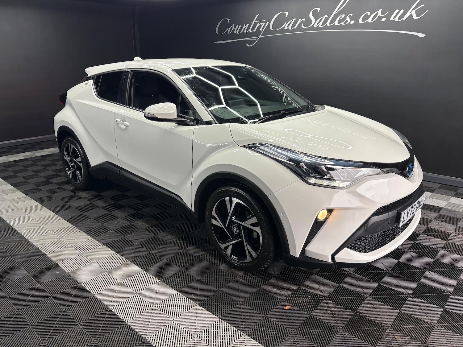 Used Toyota C-HR 2022 for sale - 76647452: Photo 3